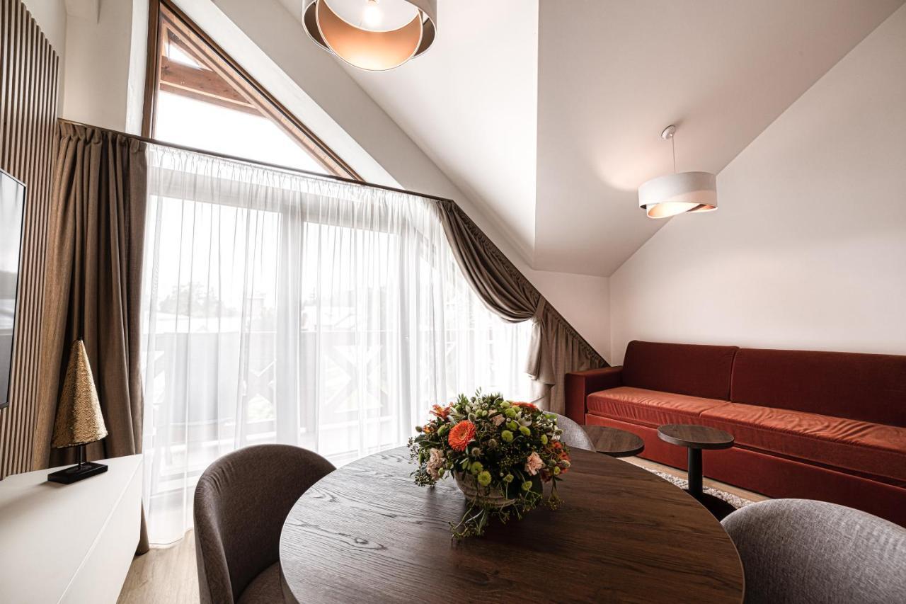 Apartment Tiliana Tatranska Lomnica Bagian luar foto
